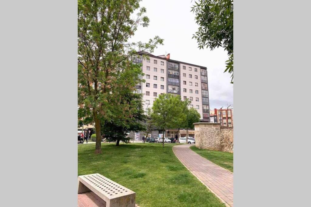 Vive Burgos Vut-09 200 Apartment Exterior foto